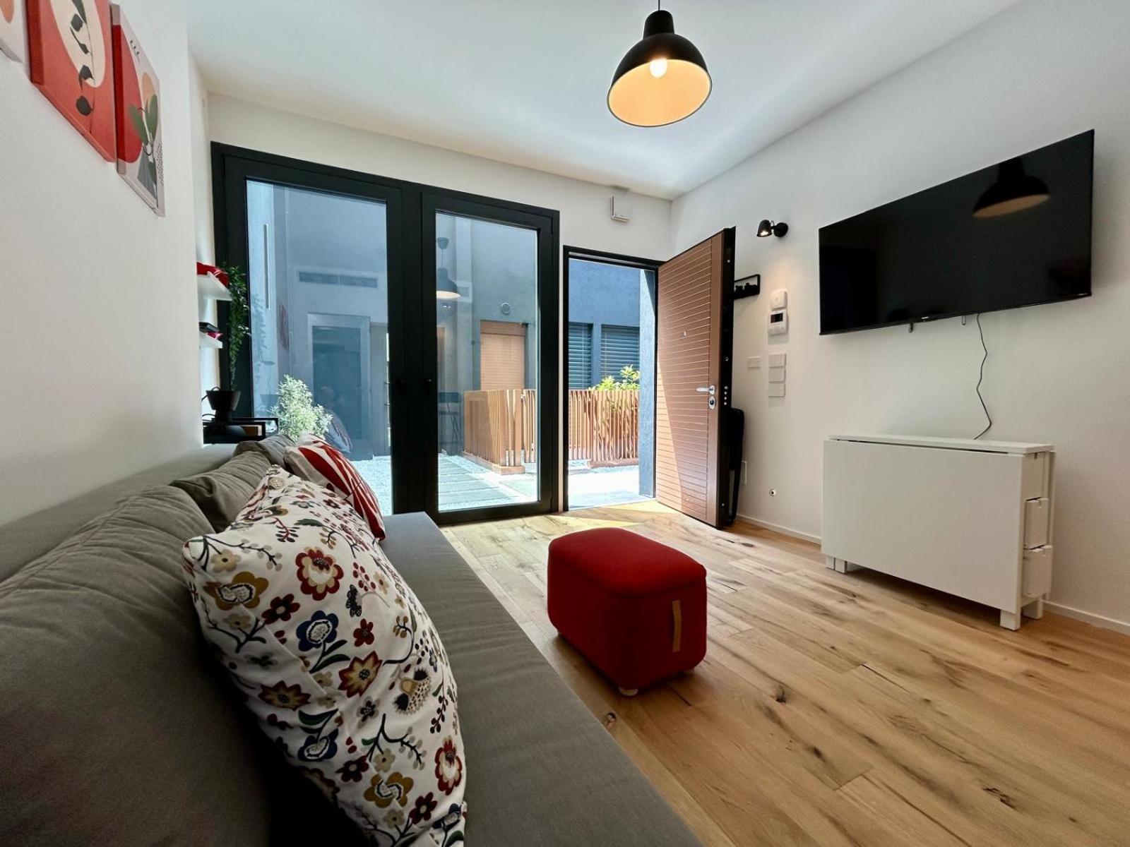 Kibilu Luxury Apt With Terrace, Isola District And Near Garibaldi Station Милан Экстерьер фото