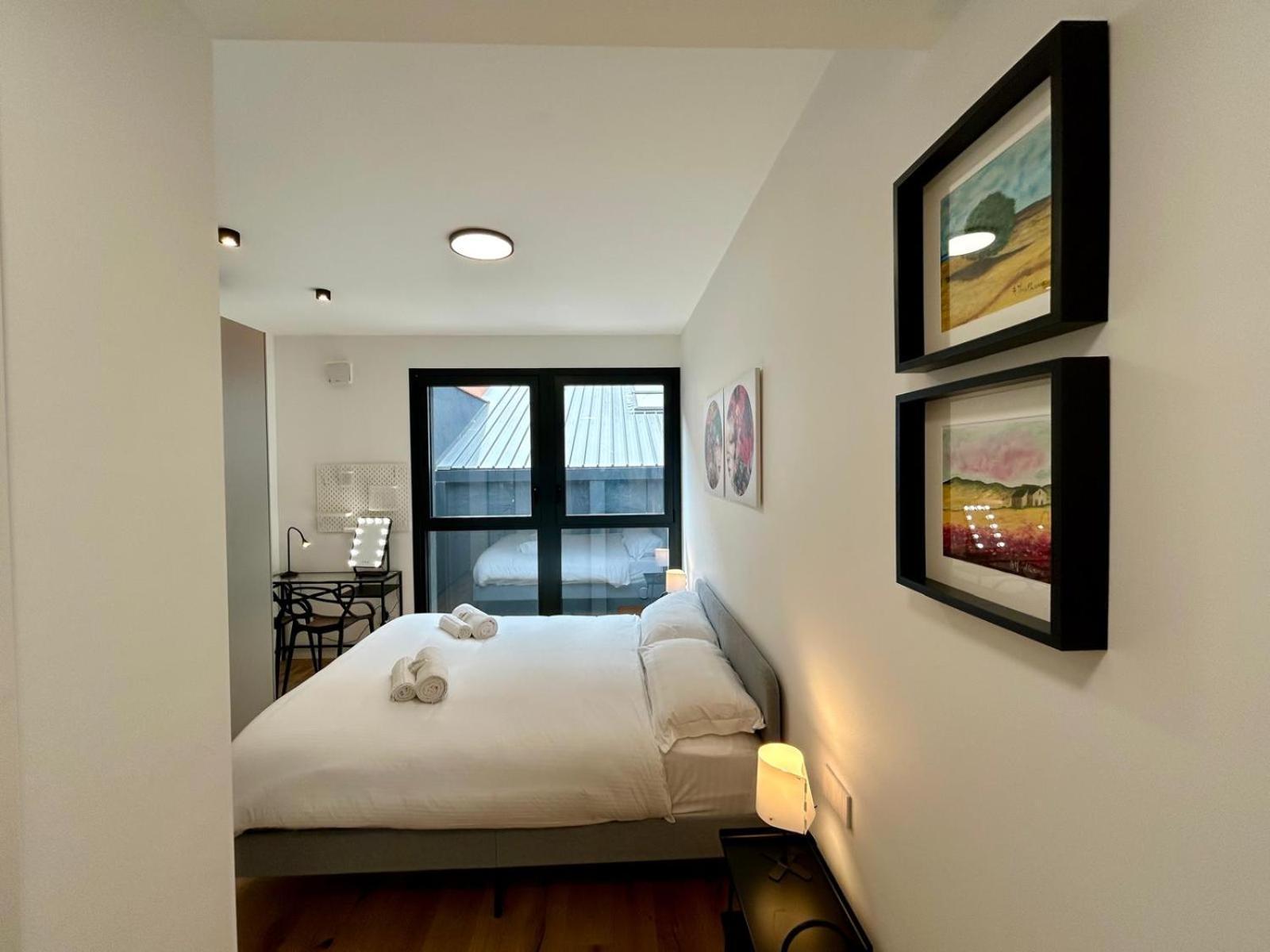Kibilu Luxury Apt With Terrace, Isola District And Near Garibaldi Station Милан Экстерьер фото